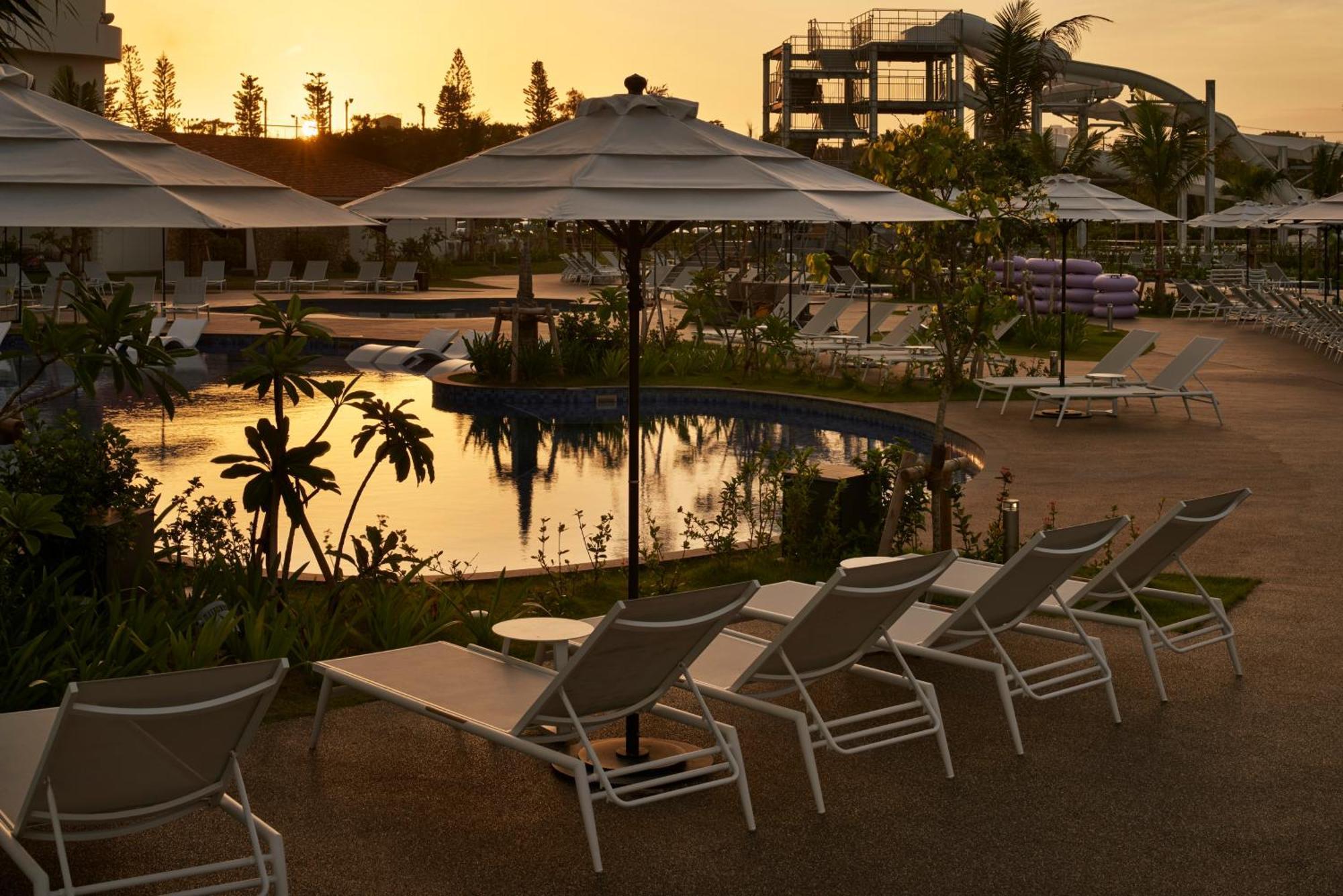 Grand Mercure Okinawa Cape Zanpa Resort Yomitan Eksteriør billede