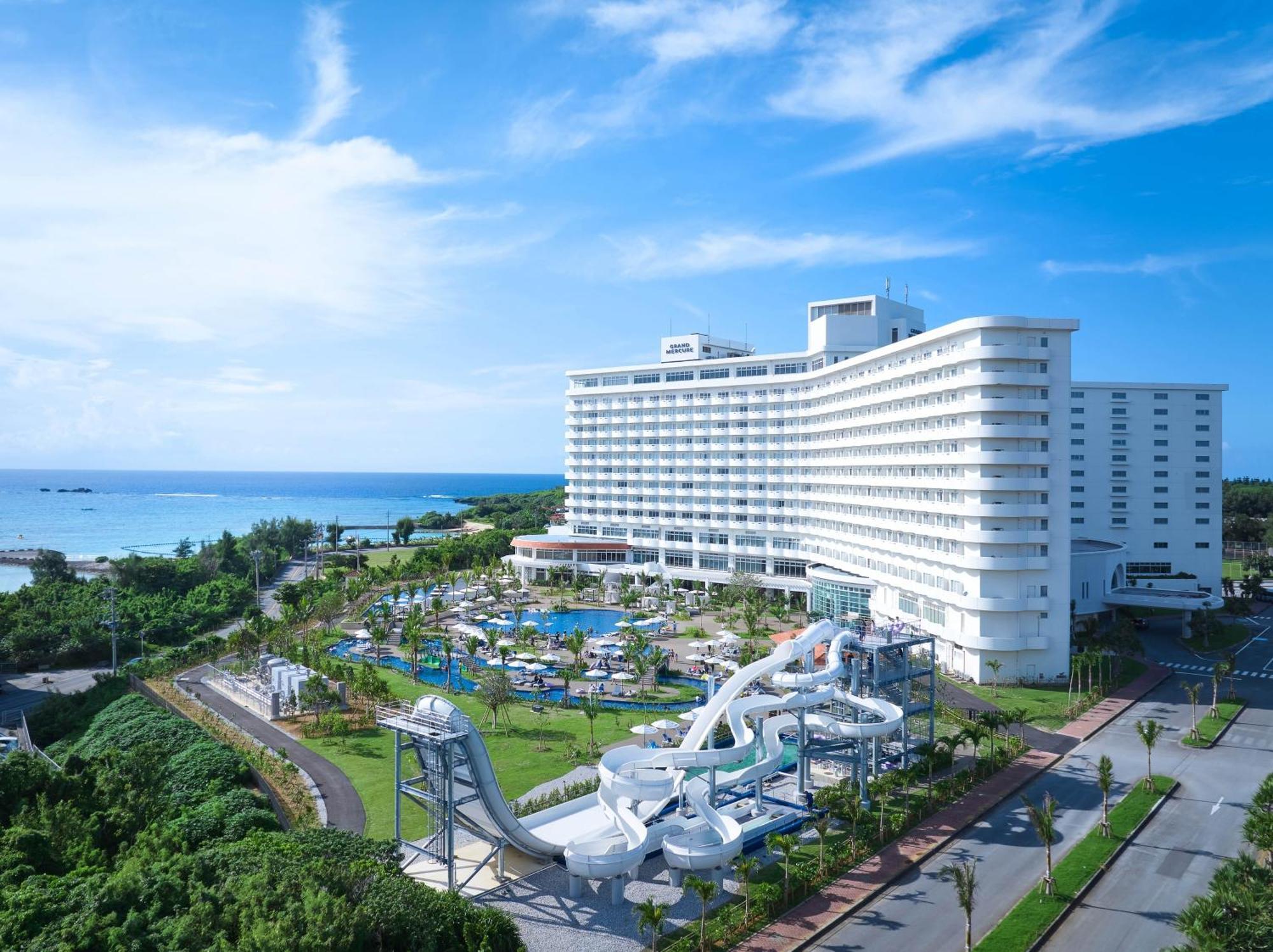 Grand Mercure Okinawa Cape Zanpa Resort Yomitan Eksteriør billede
